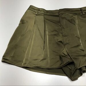 Olive Green Pleated Satin Women's Shorts